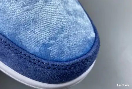 400 CT2552 Nike Dunk QS Low SB 0427